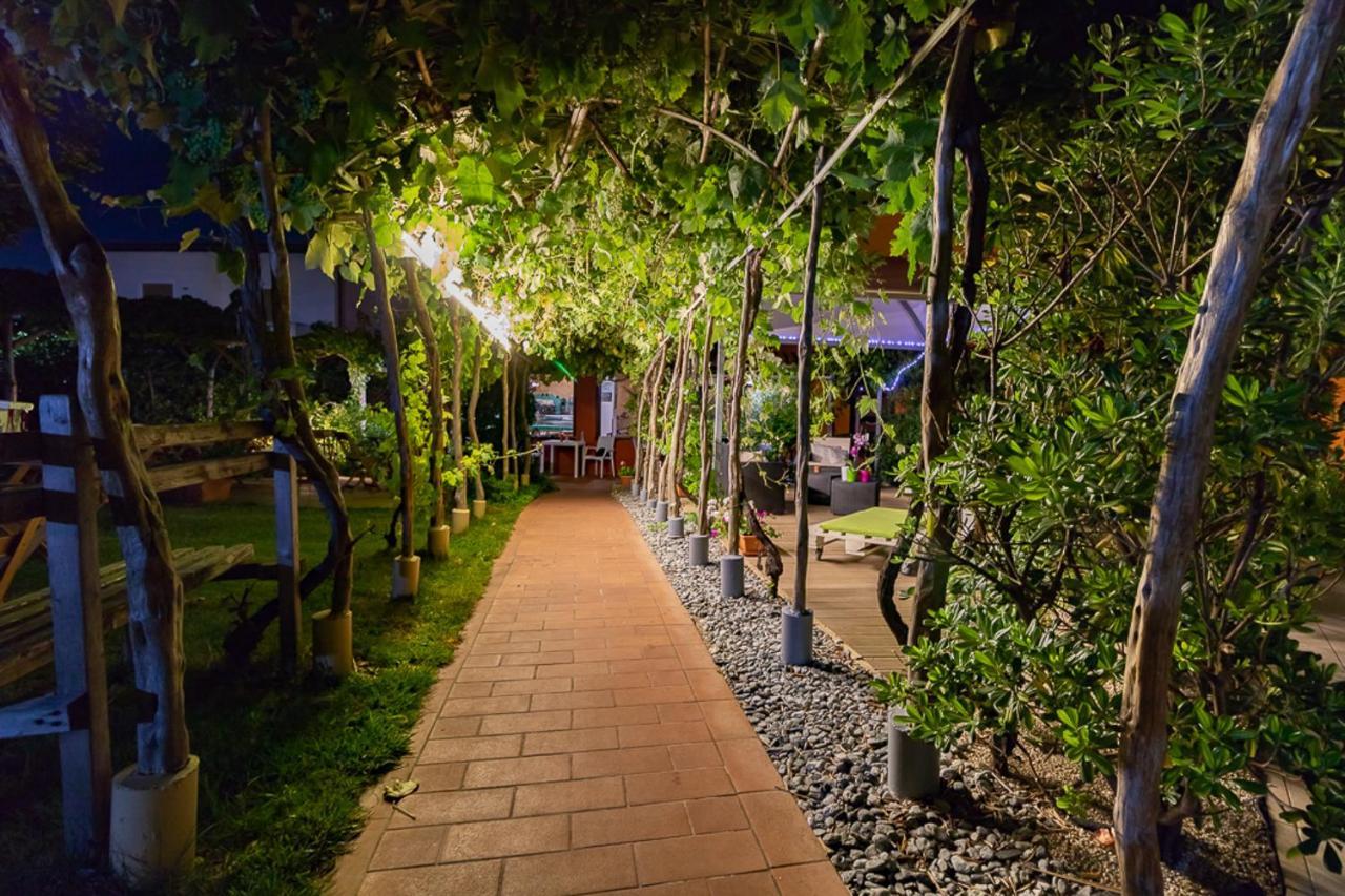 Hotel Ariadimari Валледория Экстерьер фото
